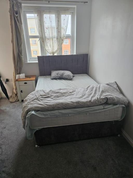 Big Double Room With Bathroom In 2 Bedroom Flat Kitchen Is Shared Harrow on the Hill Exteriör bild
